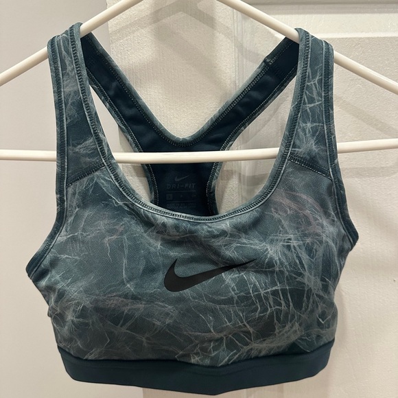 Nike CLASSIC TULLE MESH BRA Size S - Picture 3 of 3